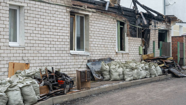 24/7 Emergency Fire Damage Removal experts in Island Walk, FL